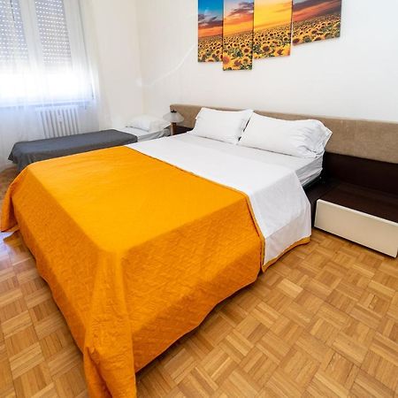 Central Maya Apartment Milan Luaran gambar