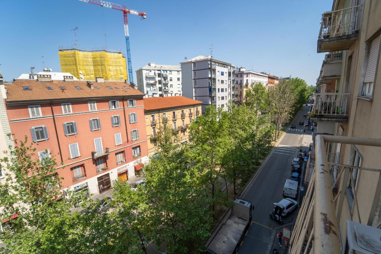 Central Maya Apartment Milan Luaran gambar