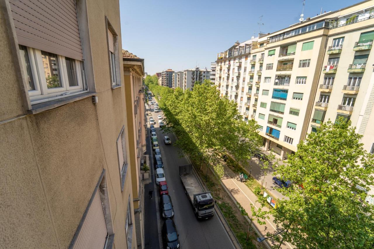 Central Maya Apartment Milan Luaran gambar