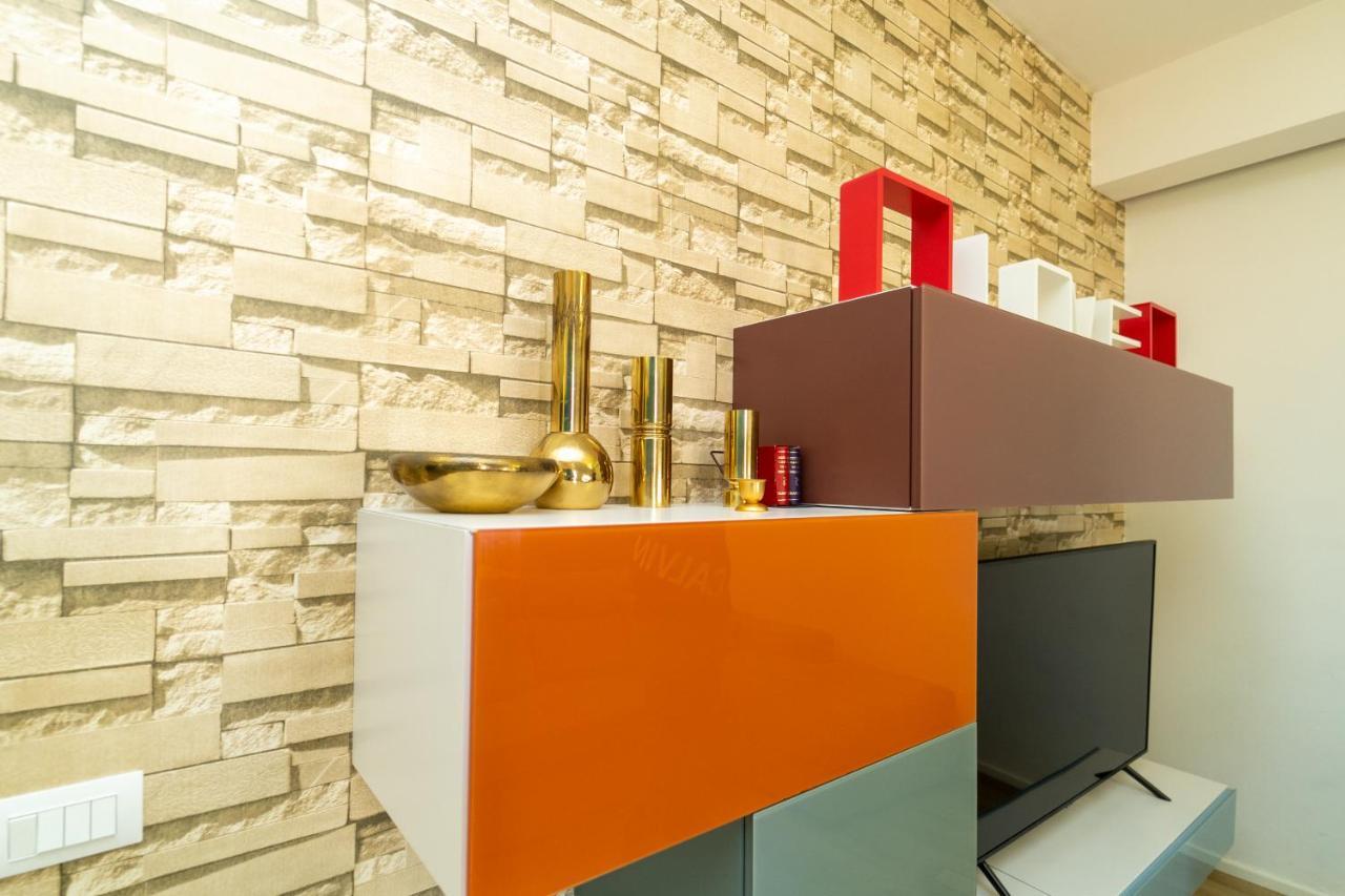 Central Maya Apartment Milan Luaran gambar