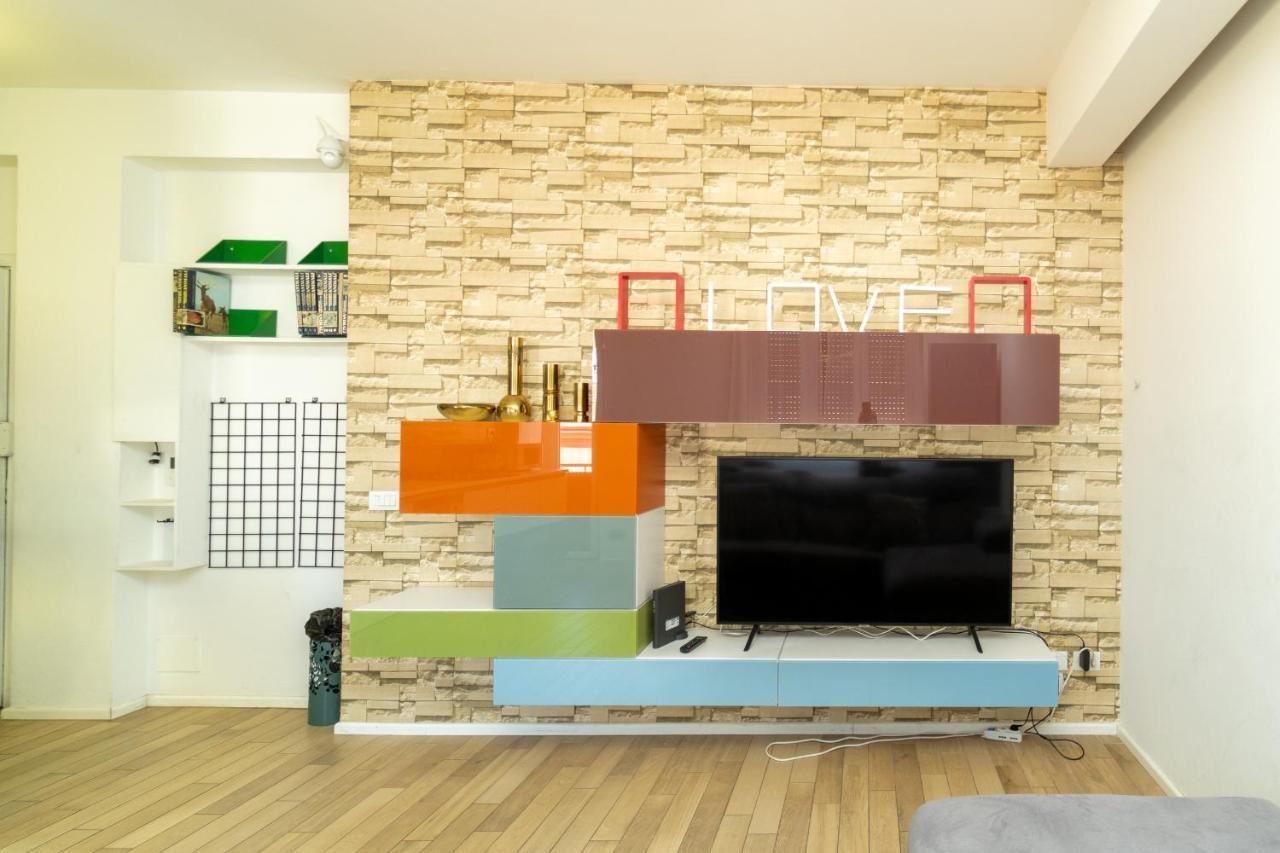 Central Maya Apartment Milan Luaran gambar
